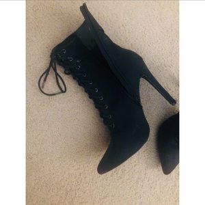 Black ankle bootie